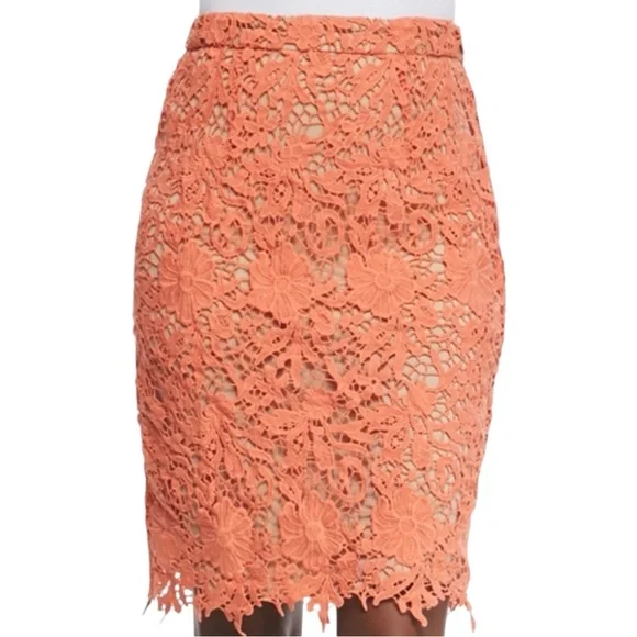 Alice + Olivia Women’s Size 6 Orange Crochet Lace Nude Knee Length Pencil Skirt - Picture 3 of 9